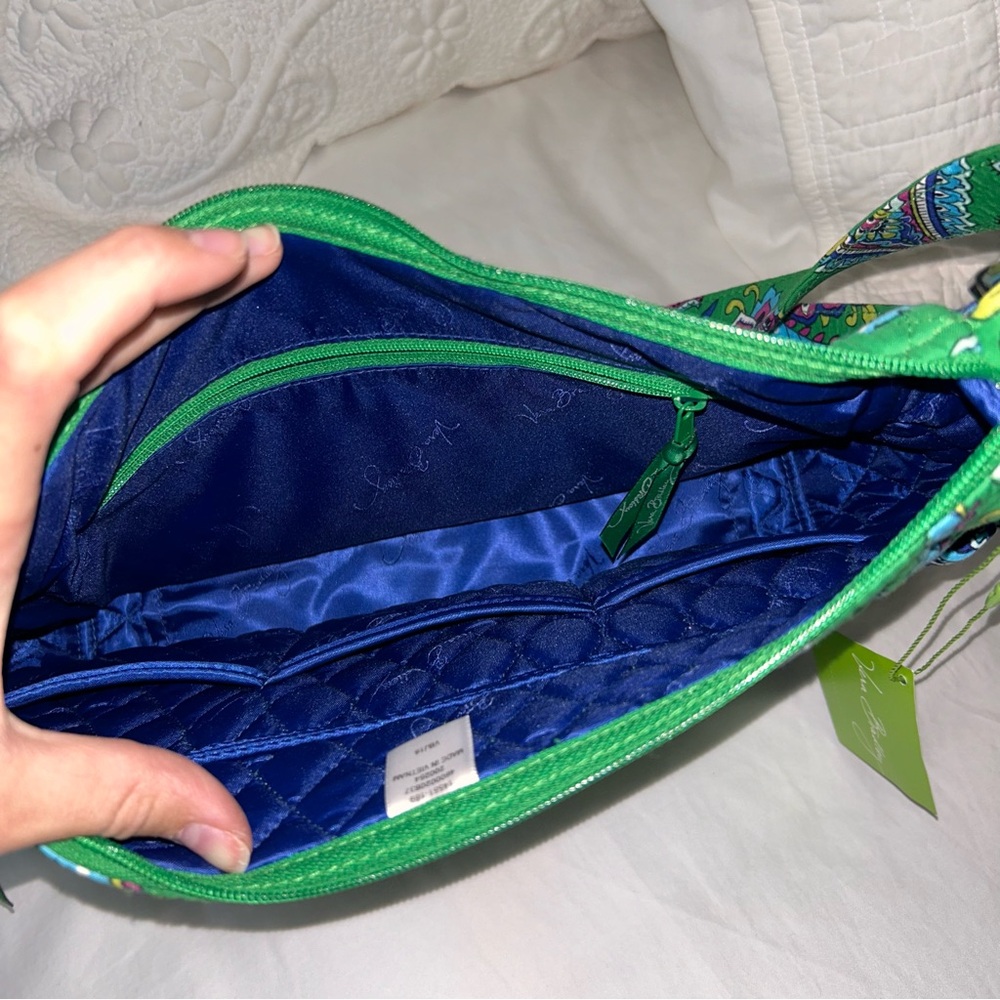 Vera Bradley On The Go Emerald Green Paisley Shoulder Bag - Picture 3 of 5